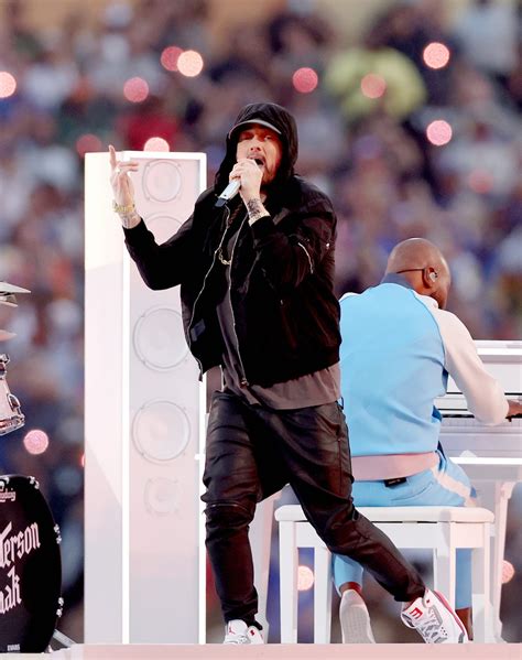 Eminem Performs 'Lose Yourself' During Super Bowl 2022 Halftime Show: Photo 4704948 | Eminem ...