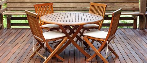 Teak Wood Furniture: Pros, Cons & Maintenance | Zameen Blog