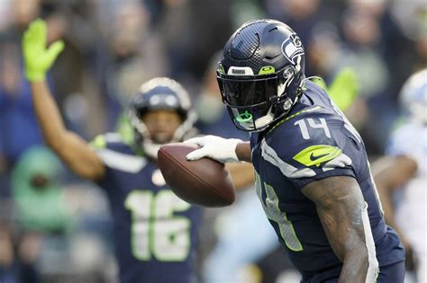 Seahawks Win Total Over/Under for 2022: Why You Should Bet It