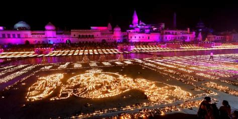 Grand Diwali celebrations at Ayodhya set world record; over 5 lakh 51 ...