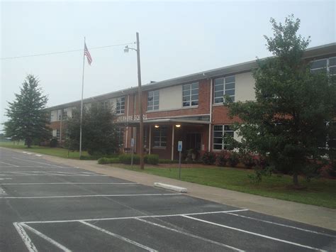 The front of Livermore Elementary School in Livermore, Kentucky July 18, 2013 | Outdoor decor ...