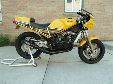 Two-Stroke Resto-Mod: 1984 Yamaha RZ350 Kenny Roberts Replica - Rare ...