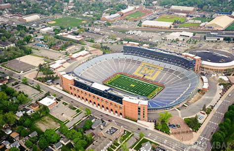 Michigan Stadium | University of michigan wolverines, Biggest stadium, Michigan wolverines football