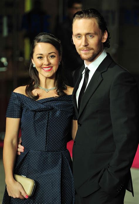 Married Tom Hiddleston Wife - Tom made his television debut in the 2001 british miniseries the ...