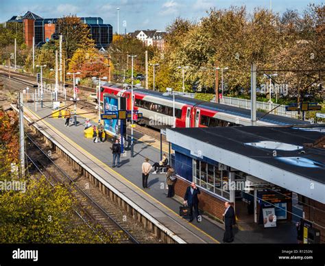 Train in stevenage station hi-res stock photography and images - Alamy