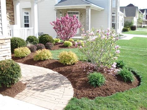 Landscape plans: Tuscan style backyard landscaping pictures using boxwoods