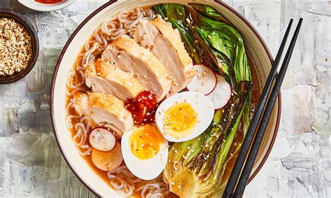 Recipe: Keto Ramen with Shirataki Noodles I KETO-MOJO