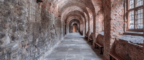 The life of Carthusian monks in the Charterhouse - The Charterhouse