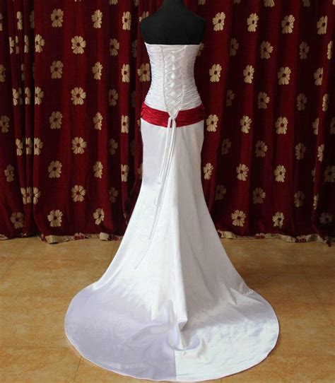 Iraqi Wedding Traditions Have White Color And Looks Elegant / Wedding A Charming Variated Design ...