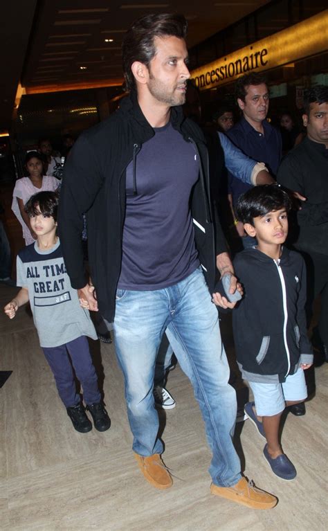 Hrithik Roshan snapped with his kids at PVR - Photos,Images,Gallery - 23482