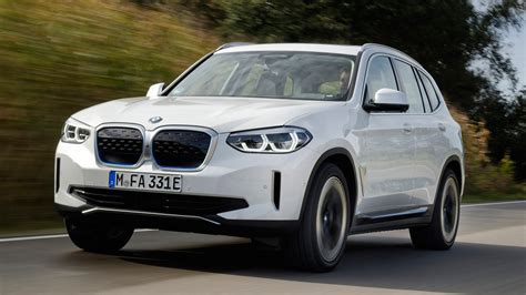 New BMW iX3 2020 review | Auto Express