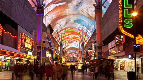 Mini guide to nightlife in Las Vegas - BBC Travel