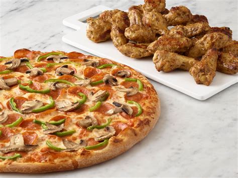 Pizza And Wings - Pizza Nova