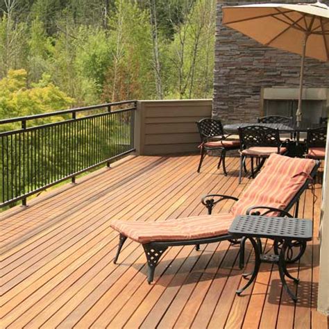 Rooftop Deck Construction: Considerations & Design Ideas