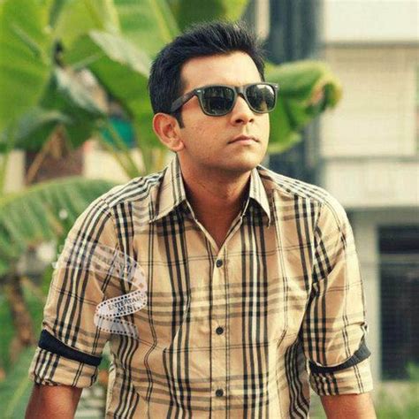 Singer model television actor Tahsan latest Picture and Biography - Juripunek