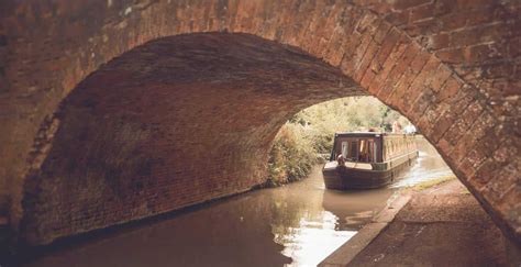 A History of the Canals of Britain