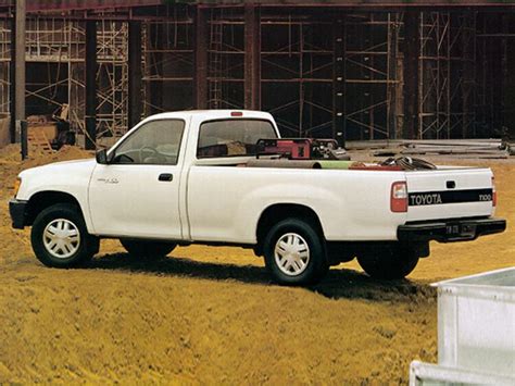 1995 Toyota T100 Specs, Safety Rating & MPG - CarsDirect