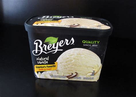 Smells Like Food in Here: Breyers Natural Vanilla Ice Cream