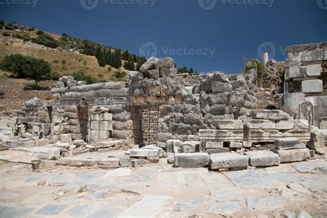 Ephesus Ancient City 10297552 Stock Photo at Vecteezy