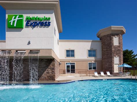 Wisconsin Dells Hotel near Lake Delton | Holiday Inn Express Wisconsin ...