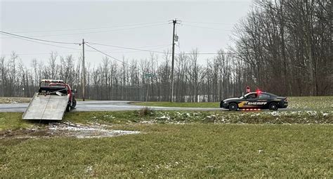 USPS mail truck involved in Tyre crash | Fingerlakes1.com