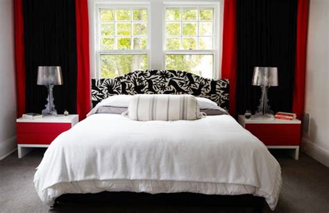 15 Pleasant Black, White and Red Bedroom Ideas | Home Design Lover