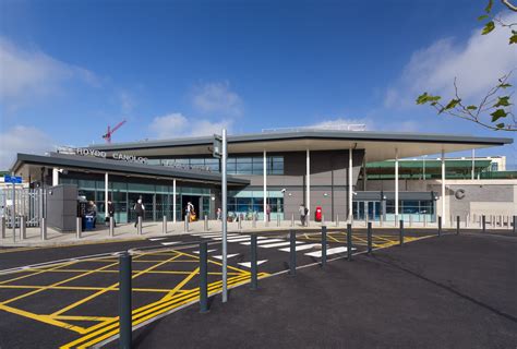 Cardiff Central Station - Projects - Oxford Architects