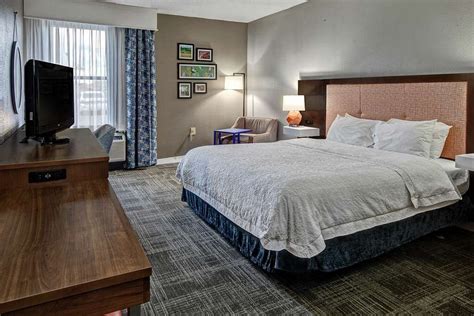 HAMPTON INN TULLAHOMA $160 ($̶1̶9̶5̶) - Updated 2023 Prices & Hotel ...