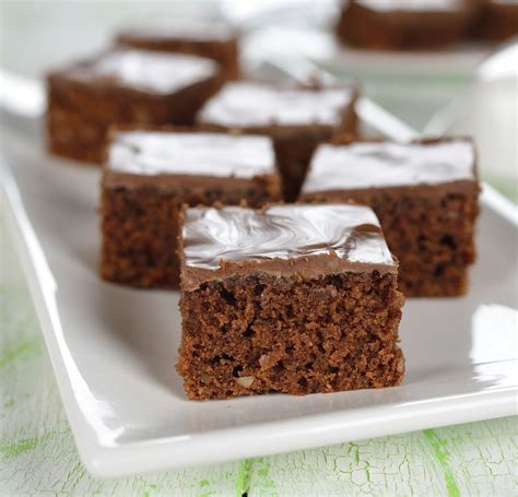 Syrup is the secret to simple chocolate cake - nj.com