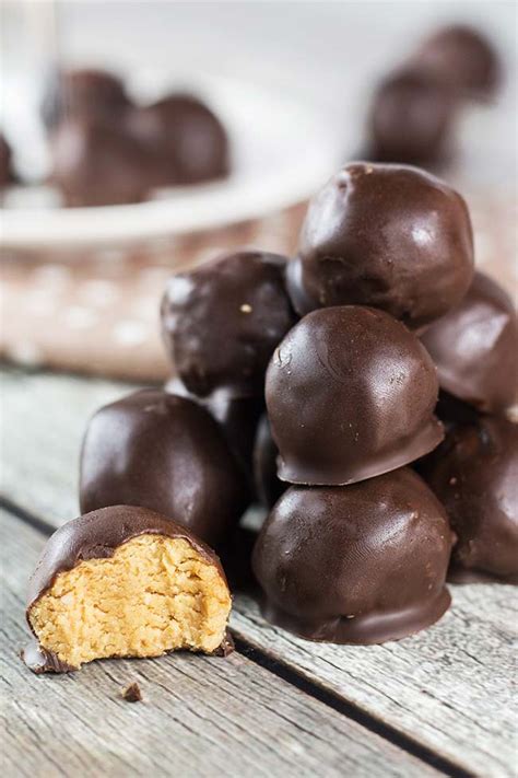 No Bake Chocolate Peanut Butter Balls - Yummy Addiction