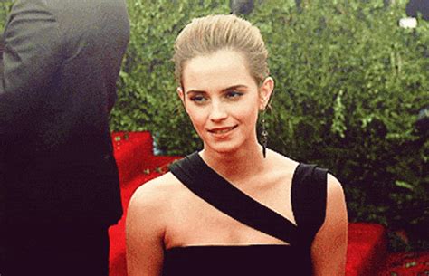 Emma Watson Memes That Will Make You Fall in Love with Her Wifey Material, Find People ...