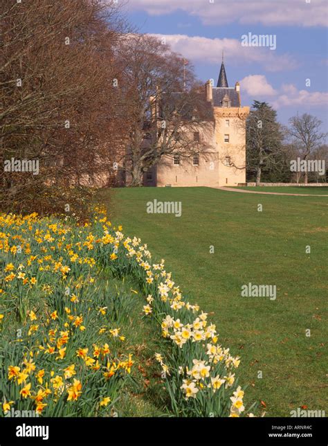 Forres castle hi-res stock photography and images - Alamy