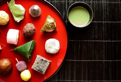 A Guide to Japanese Traditional Sweets | Motto Japan Media - Japanese ...