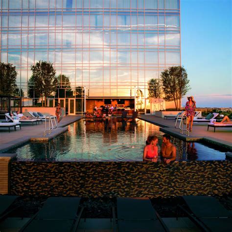 10 fabulous hotel pools DFW | Best hotels in dallas, Hotel pool, Dallas ...