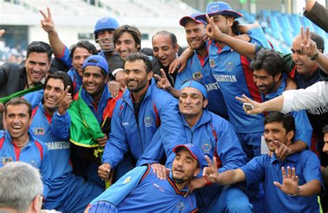 The victorious Afghanistan team strikes a happy pose | ESPNcricinfo.com