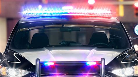 Why Are Police Car Lights Red & Blue? - The News Wheel