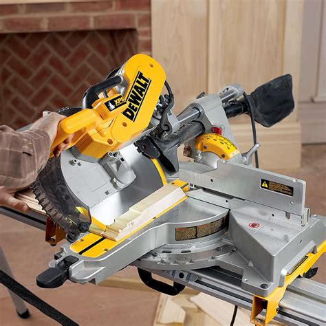 Toolstop Dewalt DWS780 305mm Compound Slide Mitre Saw with XPS 240V (Replaces DW718XPS)