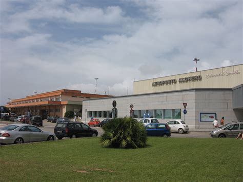 Alghero Airport Reviews | Alghero Airport Guide