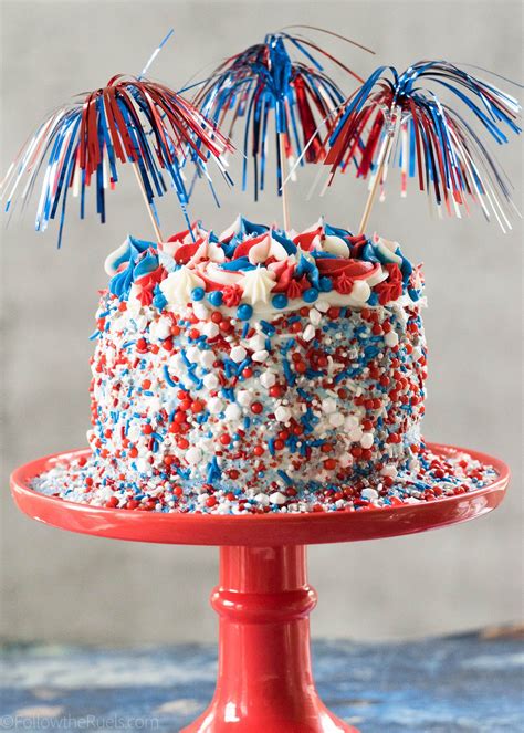 4th of July Firework Cake | Fireworks cake, Patriotic desserts, Fourth ...