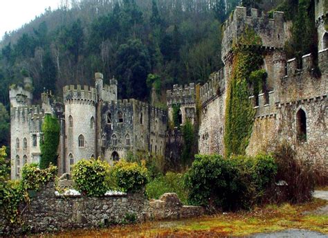 bluepueblo: “ Medieval, Gwrych Castle, Abergele, Wales photo via humil ” | Castelos abandonados ...