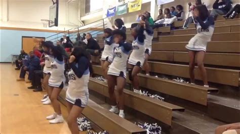 Githens Middle School Cheerleaders "Let's get this Game Started" - YouTube