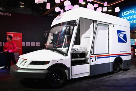 USPS purchases thousands of electric vehicles and charging stations