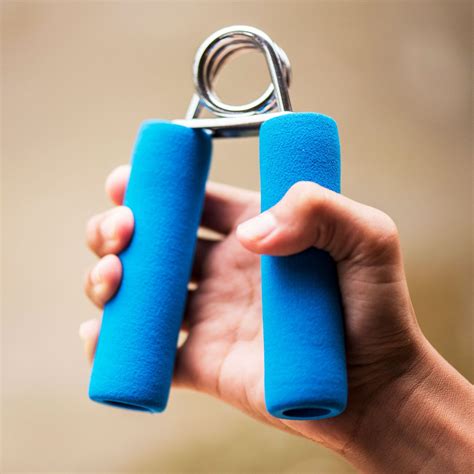 3 Hand-Grip Exercises Plus Tools to Stay Fit at Home | EatingWell