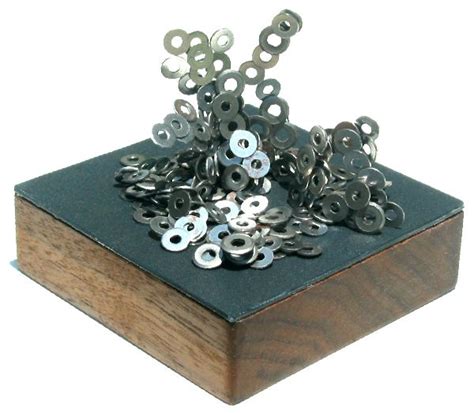 Free Plans: How To Make a Magnetic Sculpture