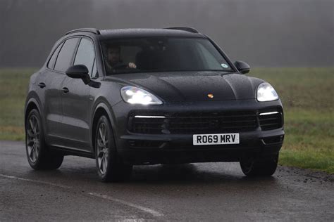 Porsche Cayenne hybrid review pictures | DrivingElectric