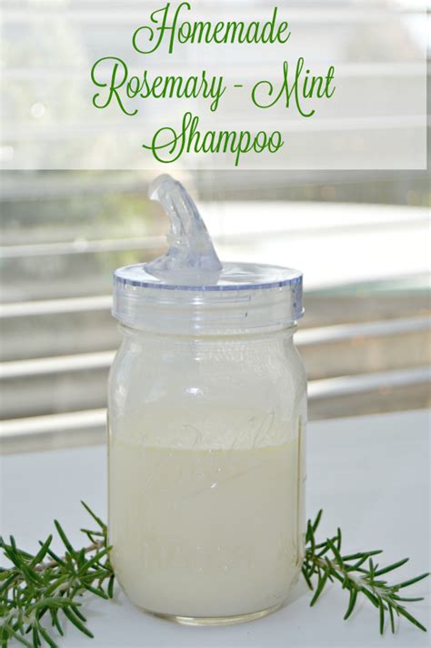 Homemade-Rosemary-Mint-Shampoo-DIY - Mom 4 Real