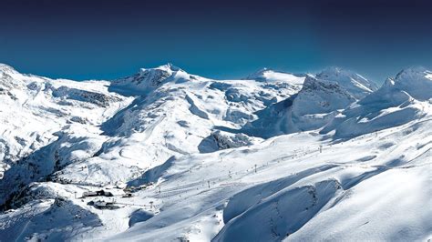 Hintertux Glacier Ski Resort in Hintertux, | Expedia