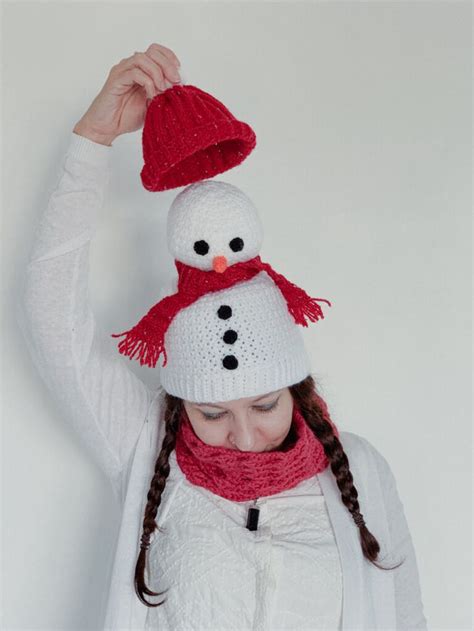 The Crochet Snowman Hat - Dora Does | Crochet snowman, Crochet, Snowman hat