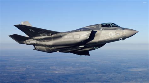 Lockheed Martin F-35 Lightning II view from a side wallpaper - Aircraft wallpapers - #51202