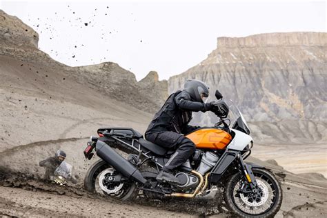 Harley-Davidson Pan America 1250 Debuts - 150hp / 534 lbs / $17,319 - Asphalt & Rubber